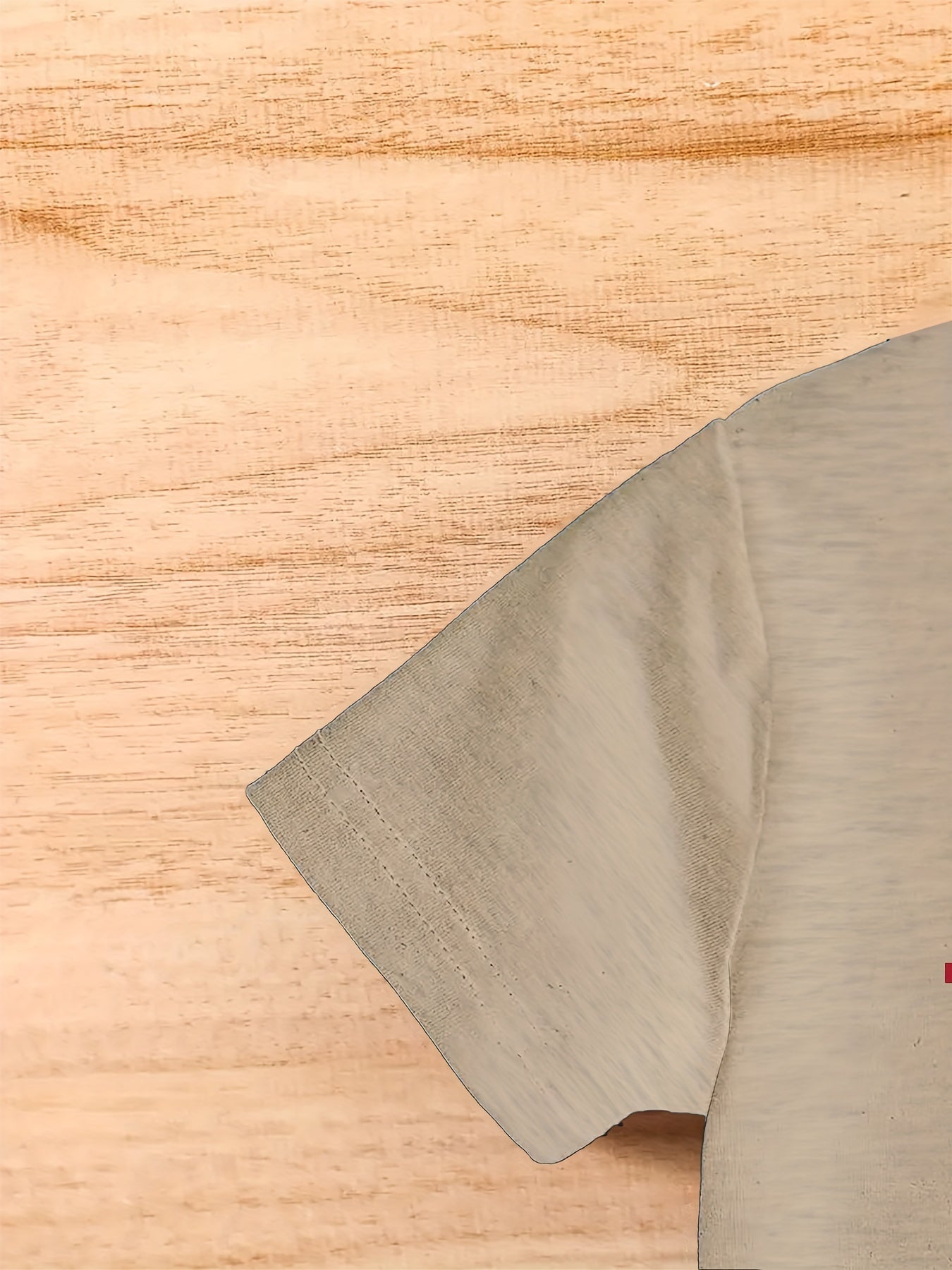 Men's Casual Round Neck T-shirt -1979 Vintage Teddy Bear Print