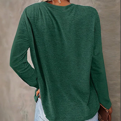 Christmas Shirts For Women, Cute Christmas Tree Graphic Long Sleeve T-Shirt, Funny Holiday Xmas Top For Party, Family Matching PJ Outfit